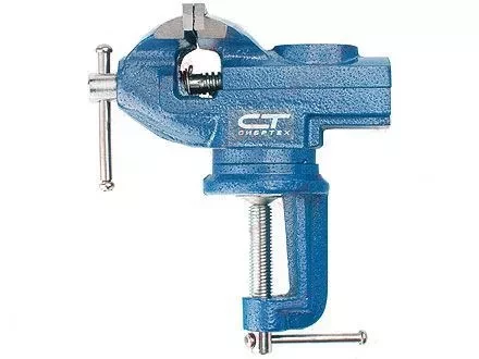 Тиски слесарные настольные поворотные ширина рабочих губок 50 мм наковальня  СИБРТЕХ 18668 купить в Ноябрьске