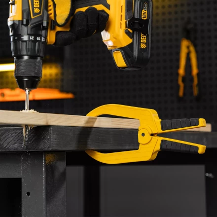 Струбцина клещеобразная Denzel, удлиненная 75 х 110 мм двухкомпонентные рукоятки, 20790 купить в Ноябрьске