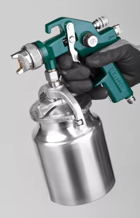 Краскопульт пневматический KRAFTOOL AirKraft, HVLP, с нижним бачком, 1,4мм 06520-1.4 купить в Ноябрьске