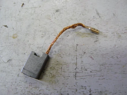 Щетка графитовая (пара) 7x14x21 Применение купить в Ноябрьске