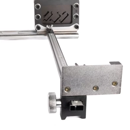 Инструмент для резки DIN-реек КВТ ДР-04 (под ТН 35-7.5, ТН 35-15, G 32-15) (89396) купить в Ноябрьске