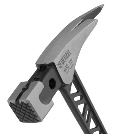 Молоток кровельщика 600 г, цельнокованый, боек с магнитом, двухкомп. обрезин. рук-ка Denzel 10623 купить в Ноябрьске