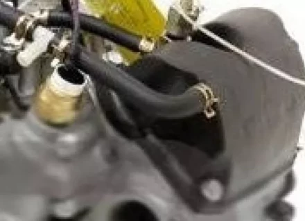 Дизельный двигатель KM2V80G (без глушителя и радиатора) купить в Ноябрьске