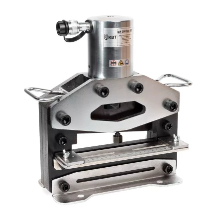 Шинорез гидравлический КВТ ШР-200 с прямым лезвием для шин шириной до 200 мм (85141) купить в Ноябрьске