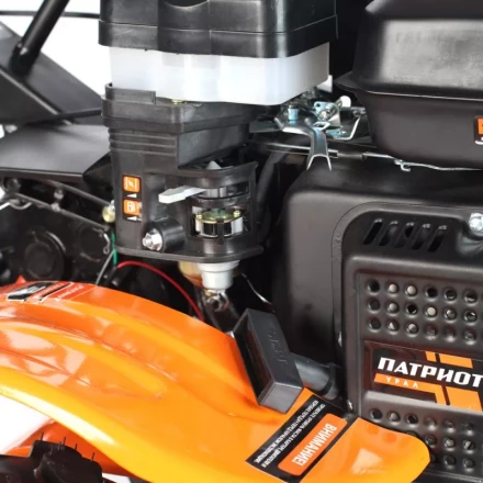 Мотоблок PATRIOT Урал (Колеса EXTREME) 440107581 купить в Ноябрьске