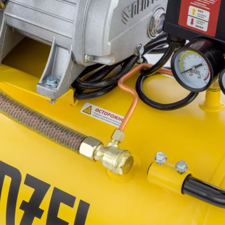 Компрессор воздушный Denzel DKV2200/50 Х-PRO 58083 купить в Ноябрьске