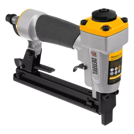 Степлер пневматический Denzel  PS8016 для прямоугольных скоб 21GA от 6 до 16 мм 57400 купить в Ноябрьске