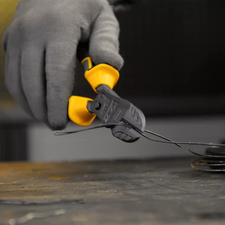 Бокорезы 180 мм Denzel 17785, усиленные, трехкомпонентные рукоятки купить в Ноябрьске