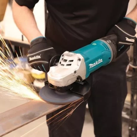 Угловая шлифовальная машина Makita GA7071X1 купить в Ноябрьске