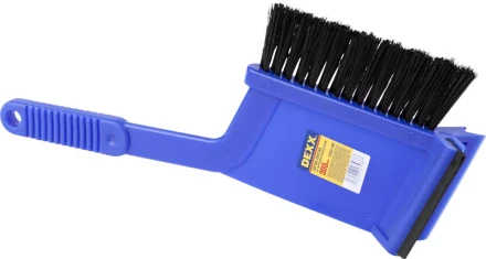 Щетка-сметка автомобильная DEXX для снега, со скребком и водосгоном, 300мм 61032-300 купить в Ноябрьске