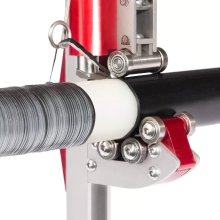 Инструмент КВТ FBS 16–52 для снятия полупроводящего экрана на кабелях из сшитого полиэтилена 16–52 мм (101903) купить в Ноябрьске