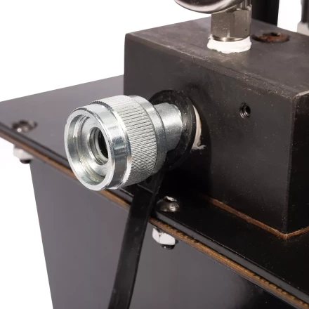 Насосная гидравлическая станция КВТ ПМЭ-7100 объем маслобака 10.0 л (230 В/50 Гц) (91798) купить в Ноябрьске