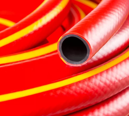 Шланг GRINDA &quot;EXPERT&quot; поливочный, 28 атм., армированный, 3-х слойный, 3/4&quot;х50м 8-429005-3/4-50_z01 купить в Ноябрьске