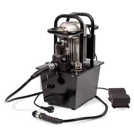 Насосная гидравлическая станция КВТ ПМЭ-7100У объем маслобака 10.0 л с удержанием (230 В/50 Гц) (91799) купить в Ноябрьске