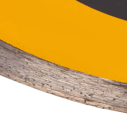 Диск алмазный сплошной, супертонкий, 180 х 25,4 мм, горячее прессование, мокрое резание// Denzel 73158 купить в Ноябрьске