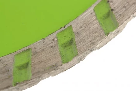 Диск алмазный отрезной Turbo 115 х 22,2 мм сухая резка СИБРТЕХ 731307 купить в Ноябрьске