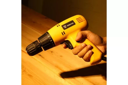 Дрель-шуруповерт сетевой DEKO DKSD400W, 063-4086 купить в Ноябрьске