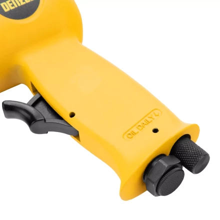 Пневматический молоток Denzel НР4500 + набор насадок, 113 л/мин, 4500 уд/мин 57468 купить в Ноябрьске