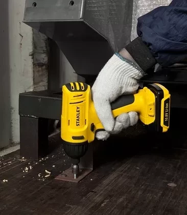 Аккумуляторная ударная дрель-шуруповерт SCI 12S2 STANLEY купить в Ноябрьске