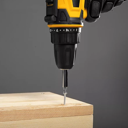 Дрель-шуруповерт сетевая SD-300-10// Denzel 26201 купить в Ноябрьске