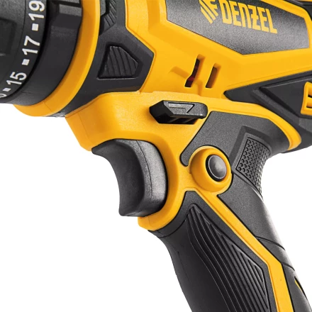 Дрель-шуруповерт сетевая ударная Denzel 26211, ISD-300-13 купить в Ноябрьске