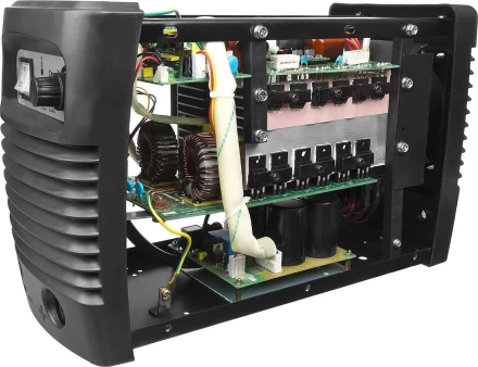 Инвертор ЗУБР сварочный, электр. 1,6-3,2 мм, А20-140, 1*220В ЗАС-140 купить в Ноябрьске