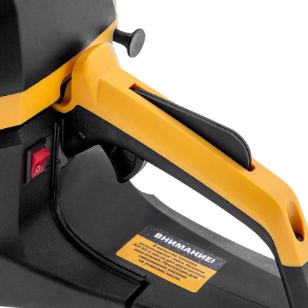 Пила цепная бензиновая Denzel DS-5218, шина 45 см, 52 см3, 3 л.с, шаг 0,325, паз 1,5 мм, 72 звена 95237 купить в Ноябрьске