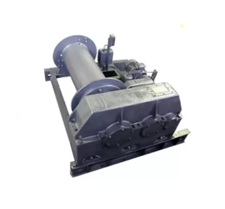 Лебедка тяговая ТЭЛ-10 г/п 10000 кг Н-300 м (без каната) 114106 купить в Ноябрьске