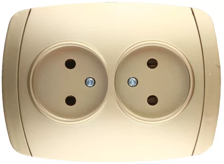 Розетка СВЕТОЗАР &quot;АКЦЕНТ&quot; двойная в сборе, без заземления, цвет золотой металлик, 16А/~250В SV-54202-GM купить в Ноябрьске
