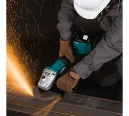 Аккумуляторная углошлифовальная машина Makita DGA700Z (без АКБ и ЗУ) купить в Ноябрьске