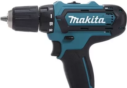 Аккумуляторная дрель-шуруповерт Makita DF331DWYE4 купить в Ноябрьске