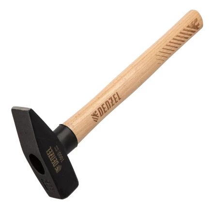 Молоток слесарный, 1000 г Denzel, кованый квадратный боек, буковая рукоятка 10437 купить в Ноябрьске