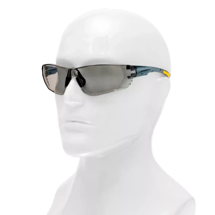 Очки защитные открытые Denzel 89200, поликарбонатные, дымчатая линза купить в Ноябрьске