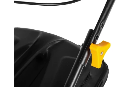 Бензиновая газонокосилка CHAMPION LM4215 купить в Ноябрьске