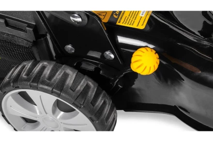 Бензиновая газонокосилка CHAMPION LM4215 купить в Ноябрьске