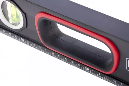 Уровень алюминиевый усиленный 600 мм MATRIX 2 компонентные рукоятки артикул 34361 купить в Ноябрьске