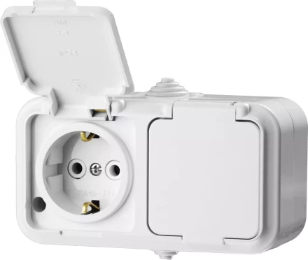 Розетка STAYER &quot;MASTER&quot; &quot;MAXIMA&quot; двухместная, с заземлением, с защитной крышкой, IP54, 16А, 220В 54307-W купить в Ноябрьске