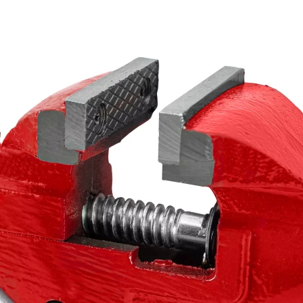 Тиски слесарные MTX 50 мм настольные поворотные c наковальней 18675 купить в Ноябрьске