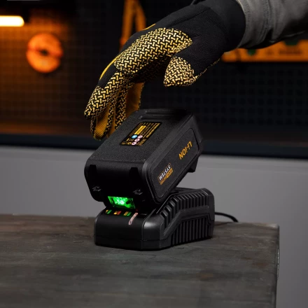 Батарея аккумуляторная Denzel IB-18-4.0, Li-Ion, 18 В, 4.0 А/ч 28434 купить в Ноябрьске