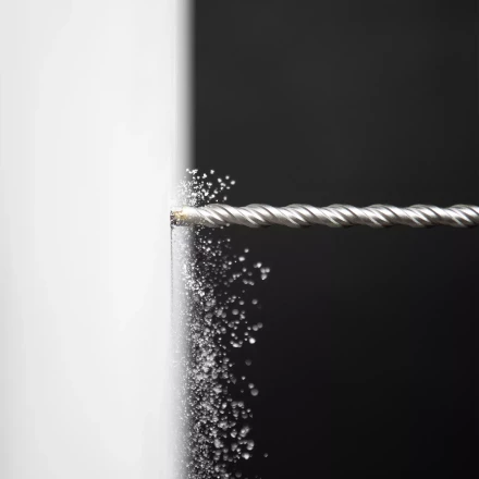 Бур по бетону Denzel, 10 x 260 мм, двойная спираль, три пылеотводящие кромки, 705018 купить в Ноябрьске