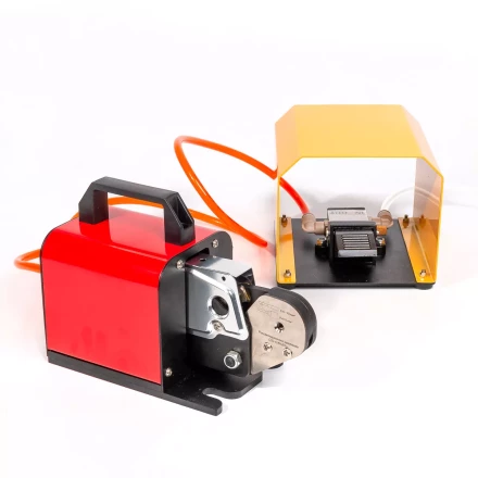 Пресс-клещи пневматические КВТ ПКП-10к для серийной опрессовки втулочных наконечников до 10 мм (85397) купить в Ноябрьске