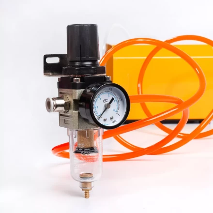 Пресс-клещи пневматические КВТ ПКП-10к для серийной опрессовки втулочных наконечников до 10 мм (85397) купить в Ноябрьске