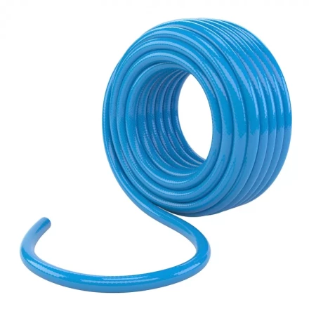 Шланг поливочный армированный 3 слойный ПВХ 3/4 15м Родничок Сибртех 67526 купить в Ноябрьске