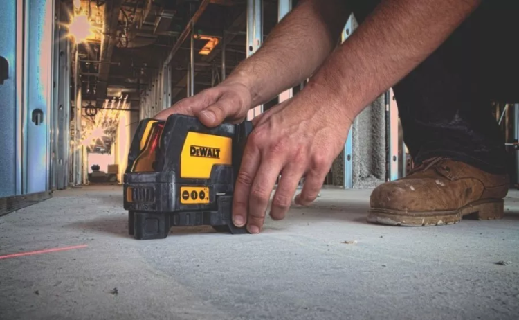 Нивелир лазерный DeWalt DW 0822 купить в Ноябрьске
