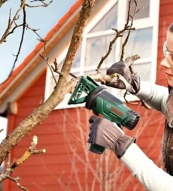 Аккумуляторная лобзиковая пила BOSCH PST 10,8 LI (0.603.3B4.022) купить в Ноябрьске